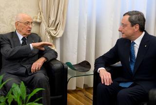 Il Presidente Giorgio Napolitano con il Governatore Mario Draghi in occasione del Convegno organizzato dalla Banca d'Italia sul tema: &quot;L'Italia e l'economia mondiale, 1861-2011&quot;
