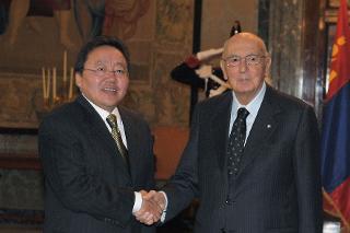 Il Presidente della Repubblica Giorgio Napolitano con il Presidente della Repubblica di Mongolia, Tsakhiagiin Elbegdorj, in visita ufficiale in Italia