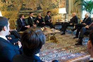 Il Presidente Giorgio Napolitano nel corso dell'incontro con Jacopo Morelli, Presidente dei Giovani Imprenditori di Confindustria, accompagnato dai componenti l'ufficio di presidenza del sodalizio