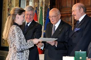 Il Presidente della Repubblica Giorgio Napolitano nel corso della consegna di medaglie ai nuovi Alfieri del Lavoro