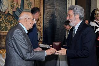 Il Presidente Giorgio Napolitano con Nicola Piovani in occasione della Giornata dello Spettacolo