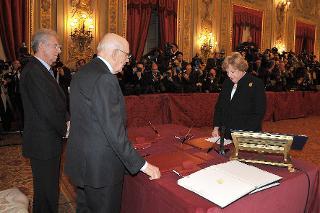 ll Presidente Giorgio Napolitano con Annamaria Cancellieri, Ministro dell'Interno nel corso del Giuramento del nuovo Governo