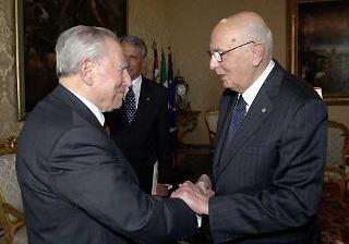 Il Presidente Giorgio Napolitano accoglie il Presidente Emerito della Repubblica Carlo Azeglio Ciampi