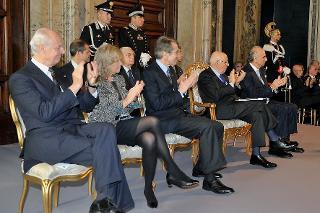 Il Presidente Giorgio Napolitano plaude al termine dell'intervento del Vice Decano del Corpo Diplomatico Ambasciatore del Sovrano Militare Ordine di Malta Giulio Di Lorenzo Badia