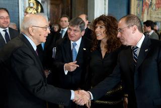 Il Presidente Giorgio Napolitano saluta il Vice Primo Ministro dello Stato d'Israele Silvan Shalom, in occasione della celebrazione del &quot;Giorno della Memoria&quot;, e l'Ambasciatore d'Israele Gideon Meir