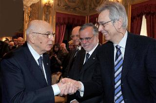 Il Presidente Giorgio Napolitano con il Prof. Raul Pupo, Docente di Storia Contemporanea dell'Università di Trieste in occasione della celebrazione del Giorno del Ricordo
