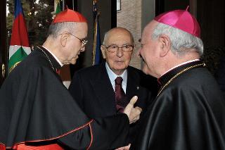 Il Presidente Giorgio Napolitano con il Cardinale Bertone e Mons. Paglia nella ricorrenza della firma dei Patti Lateranensi e dell'Accordo di Revisione del Concordato