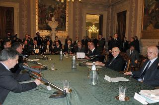 Il Presidente Giorgio Napolitano durante l'incontro con i rappresentanti delle realtà economiche e delle forze sociali della Sardegna