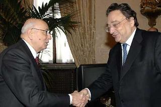 Il Presidente Giorgio Napolitano con Gianni De Michelis, Segretario Politico del Partito Socialista-Nuovo PSI, in occasione delle consultazioni
