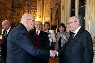 Il Presidente Giorgio Napolitano con Nerio Nesi, Presidente della Fondazione Cavour in occasione delll'incontro con in Comitato Nazionale per le celebrazioni del Bicentenario della nascita di Cavour