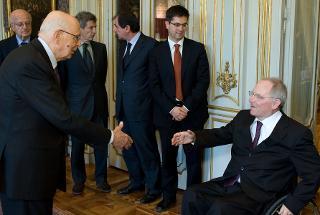 Il Presidente Giorgio Napolitano accoglie il Ministro delle Finanze della Repubblica Federale di Germania Wofang Schäuble