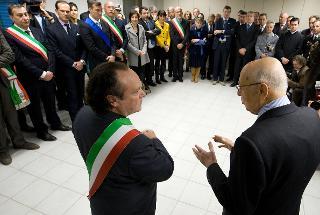 Il Presidente Giorgio Napolitano con il Sindaco di Borghetto di Vara Fabio Vincenzi durante l'incontro con le Autorità locali