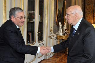 Il Presidente Giorgio Napolitano accoglie Giuseppe Pignatone, Procuratore della Repubblica presso il Tribunale di Roma, al Quirinale