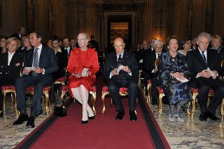 Il Presidente Giorgio Napolitano e S.M. la Regina Margherita II Di Danimarca durante il concerto in occasione della Presidenza danese dell'Unione Europea, nell'ambito del Romaeuropa Festival 2012