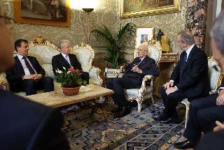 Il Presidente Giorgio Napolitano il Presidente del Consiglio Mario Monti, il Vice Presidente della Camera Renzo Lusetti e il neo Presidente del Consiglio di Stato Giancarlo Coraggio, in occasione della cerimonia di insediamento