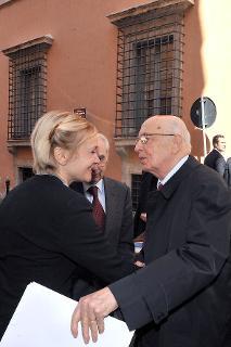 Il Presidente Giorgio Napolitano con la Signora Lucianella Cafagna in occasione del Seminario di studio in memoria del Prof. Luciano Cafagna dal titolo: &quot;Politica e cultura da un secolo all'altro&quot;