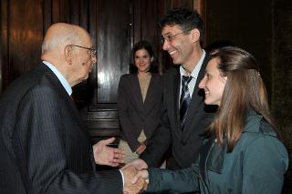 Il Presidente Giorgio Napolitano con Alberto Conci e Anna Brugnolli nel corso della cerimonia del Giorno della Memoria dedicato alle vittime del terrorismo