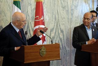 Il Presidente Giorgio Napolitano con il Presidente della Repubblica Tunisina Moncef Marzouki nel corso dell'incontro con la stampa