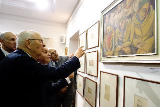 Il Presidente Giorgio Napolitano nel corso della visita alla mostra di quadri e disegni di Maurizio Valenzi