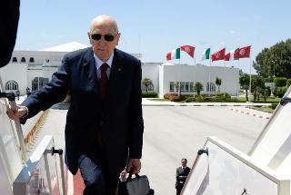 Il Presidente Giorgio Napolitano lascia Tunisi al termine della visita ufficiale