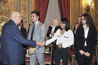 Il Presidente Giorgio Napolitano con i giovani rappresentanti delle Associazioni in occasione dell'incontro &quot;Le domande dei giovani&quot;