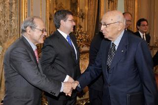 Il Presidente Giorgio Napolitano con Tiziano Treu, Vice Presidente della Commissione Permanente Lavoro, previdenza sociale del Senato in occasione dell'incontro &quot;Le domande dei giovani&quot;