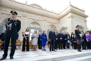Il Presidente Giorgio Napolitano e le più Alte Cariche dello Stato durante il saluto in occasione del ricevimento nell'anniversario della nascita della Repubblica
