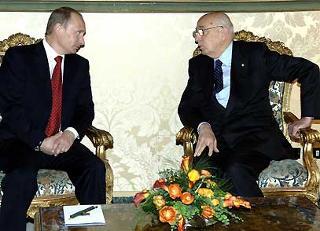 Il Presidente Giorgio Napolitano nel corso dei colloqui con il Presidente della Federazione Russa, Vladimir Putin.