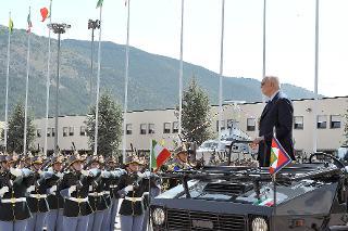 Il Presidente Giorgio Napolitano durante la rassegna dei Reparti schierati con Bandiera e banda in occasione del 238° Anniversario di fondazione del Corpo della Guardia di Finanza