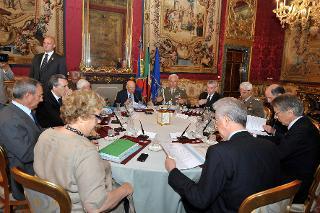 Il Presidente Giorgio Napolitano nel corso della riunione del Consiglio supremo di difesa