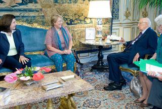 Il Presidente Giorgio Napolitano nel corso dei colloqui con Michelle Bachelet, Direttrice Esecutiva del Fondo delle Nazioni Unite per l'uguaglianza di genere e l'empowerment femminile (UN WOMEN), acccompagnata da Paola Severino, Ministro della Giustizia
