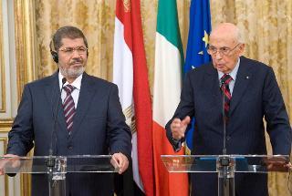Il Presidente Giorgio Napolitano con Mohamed Morsi, Presidente della Repubblica Araba d'Egitto nel corso delle dichiarazioni alla stampa