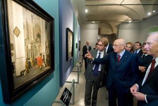 Il Presidente Giorgio Napoiltano nel corso della visita alla mostra &quot;Vermeer. Il secolo d'oro dell'arte olandese&quot;