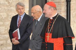 Il Presidente Giorgio Napolitano con il Cardinale Gianfranco Ravasi e Ferruccio De Bortoli