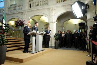 Il Presidente GIorgio Napolitano con il Primo Ministro dei Paesi Bassi Mark Rutte nel corso dell'incontro con la stampa