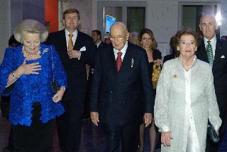Il Presidente Giorgio Napolitano, la signora Clio e S.M. la Regina Beatrix al Teatro Diligentia per il concerto di restituzione del Maestro Uto Ughi