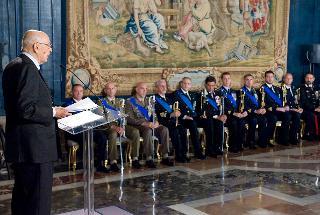 Il Presidente Giorgio Napolitano rivolge il suo indirizzo di saluto in occasione della cerimonia di consegna delle insegne dell'Ordine Militare d'Italia conferite nell'anno 2012. Nella foto gli undici insigniti