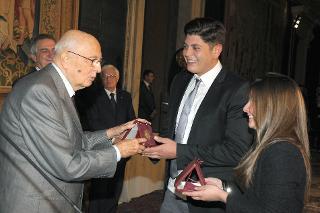 Il Presidente Giorgio Napolitano con Alessio Gallo e Francesca Riso in occasione della Giornata dello Spettacolo