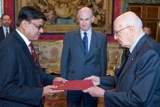 Il Presidente Giorgio Napolitano con Shahdat Hossain, nuovo Ambasciatore della Repubblica Popolare del Bangladesh