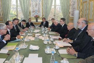 Il Presidente della Repubblica Giorgio Napolitano a colloquio con il Presidente della Repubblica Francese Francois Hollande e le rispettive delegazioni ufficiali