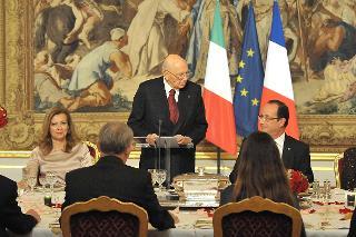 Il Presidente Giorgio Napolitano in occasione del Brindisi al Pranzo di Stato offerto dal Presidente della Repubblica francese Francois Hollande