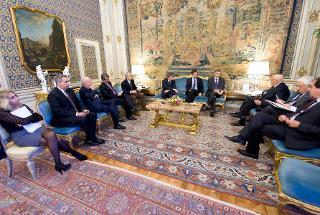 Il Presidente Giorgio Napolitano nel corso dell'incontro con una delegazione dell'ANCI guidata dal Presidente e Sindaco di Reggio Emilia, Graziano Delrio