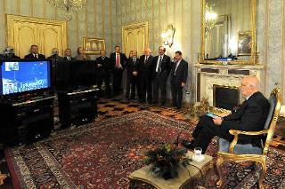 Il Presidente Giorgio Napolitano nel corso del collegamento video con Gubbio in occasione dell'accensione dell &quot;Albero di Natale più grande del mondo&quot;