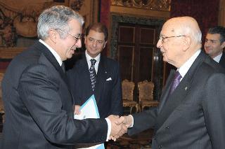 Il Presidente Giorgio Napolitano con il Signor Robert Fillon, nuovo Ambasciatore del Principato di Monaco in occasione della presentazione delle Lettere Credenziali