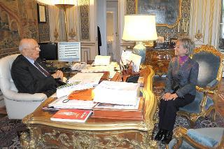 Il Presidente Giorgio Napolitano con Elisabetta Belgiorno, Commissario Straordinario del Governo per il coordinamento delle iniziative antiracket e antiusura