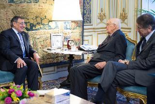 Il Presidente Giorgio Napolitano nel corso dei colloqui con Leon Panetta, Segretario alla Difesa degli Stati Uniti d'America. Nella foto il Ministro degli Esteri Giulio Terzi di Sant'Agata