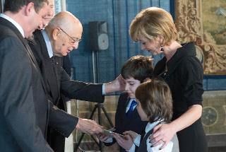 Il Presidente Giorgio Napolitano premia le scuole vincitrici dell'XI edizione del concorso &quot;I giovani ricordano la Shoah&quot;