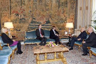 Il Presidente Giorgio Napolitano con Guy Verhofstadt, Presidente del Gruppo &quot;Alleanza dei Democratici e dei Liberali per l'Europa&quot; al Parlamento Europeo, durante i colloqui