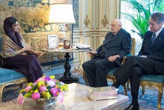 Il Presidente Giorgio Napolitano nel corso dei colloqui con Hina Rabbani Khar, Ministro degli Affari Esteri della Repubblica Islamica del Pakistan, a destra nella foto il Ministro degli Esteri Giulio Terzi di Sant'Agata