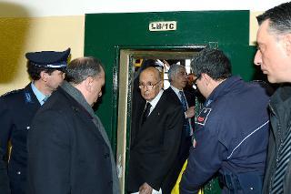 Il Presidente Giorgio Napolitano nel corso della visita al primo piano del VI Raggio della Casa Circondariale di San Vittore